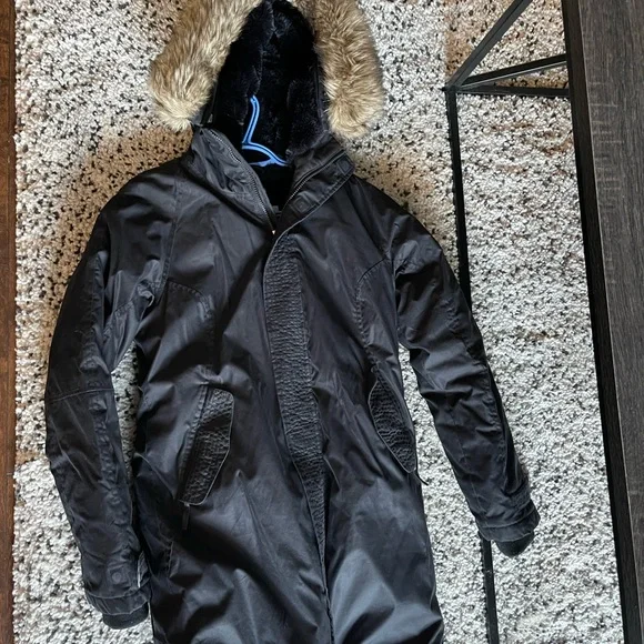 Tan coat - Picture 2 of 4